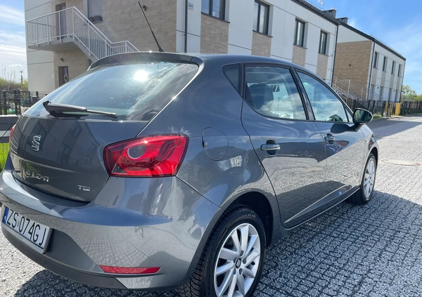Seat Ibiza cena 38000 przebieg: 50000, rok produkcji 2016 z Szczecin małe 92